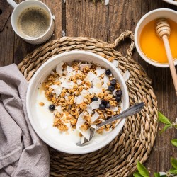 Coconut & blueberry granola